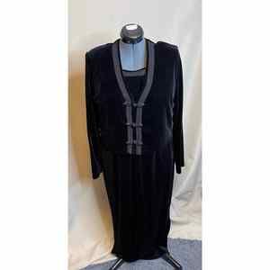 Beautiful Floor length Black velvet formal dress